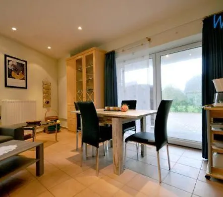 Haus Reedestrasse 37 Ferienwohnung 2 * Borkum